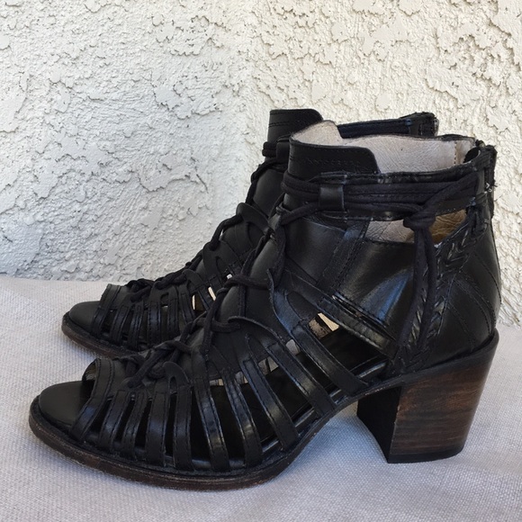 •SOLD• Freebird Leather Wazee Booties 8 fit 8.5 - Picture 3 of 7